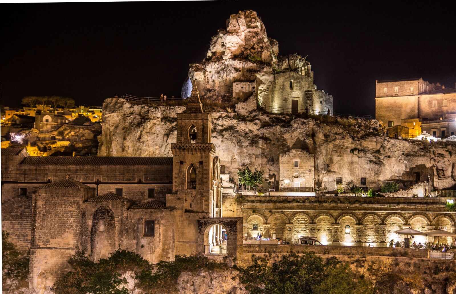 Tamron SP AF 17-50mm F2.8 XR Di II LD Aspherical (IF) sample photo. Matera, the rock church photography