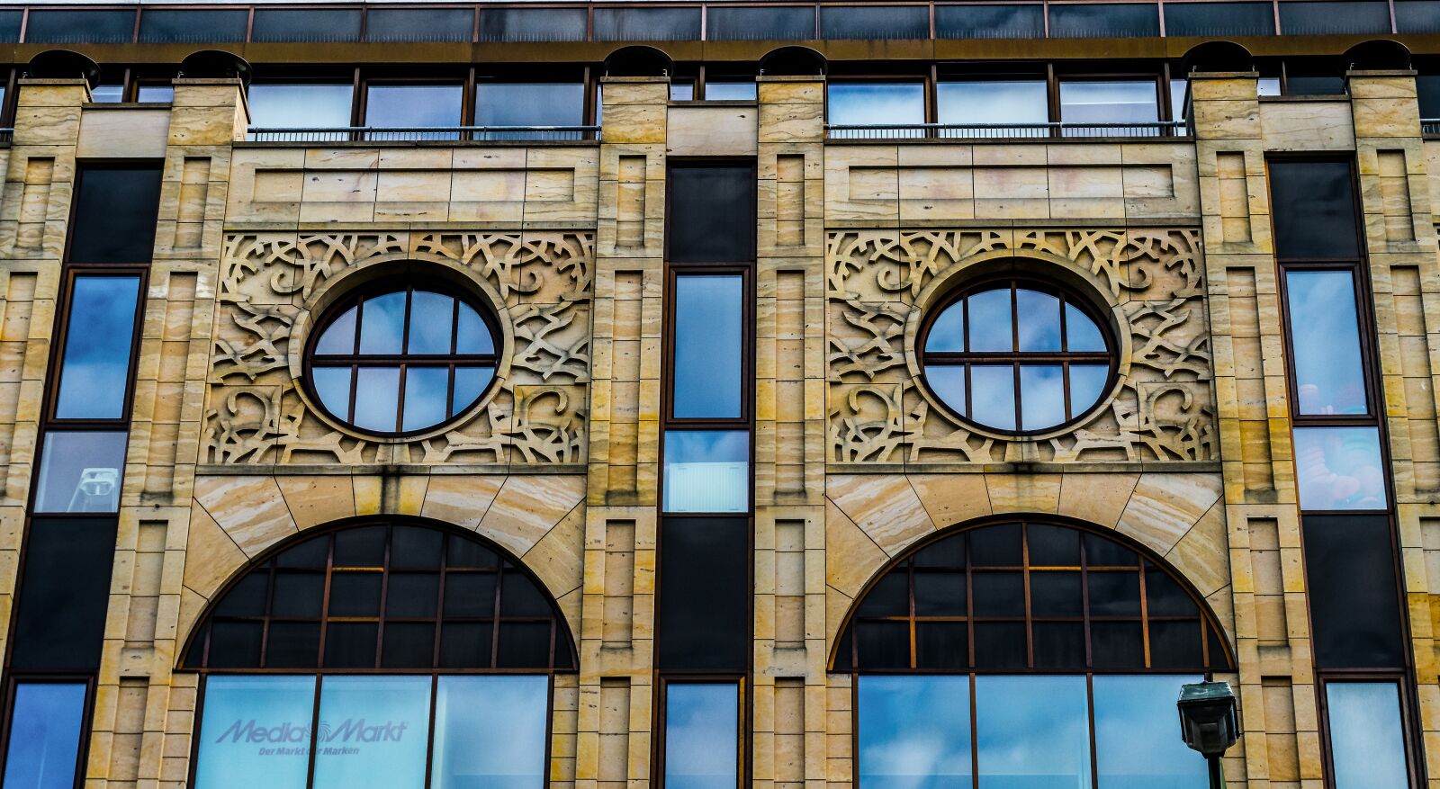 Sony Alpha a5000 (ILCE 5000) sample photo. Architecture, building, window photography