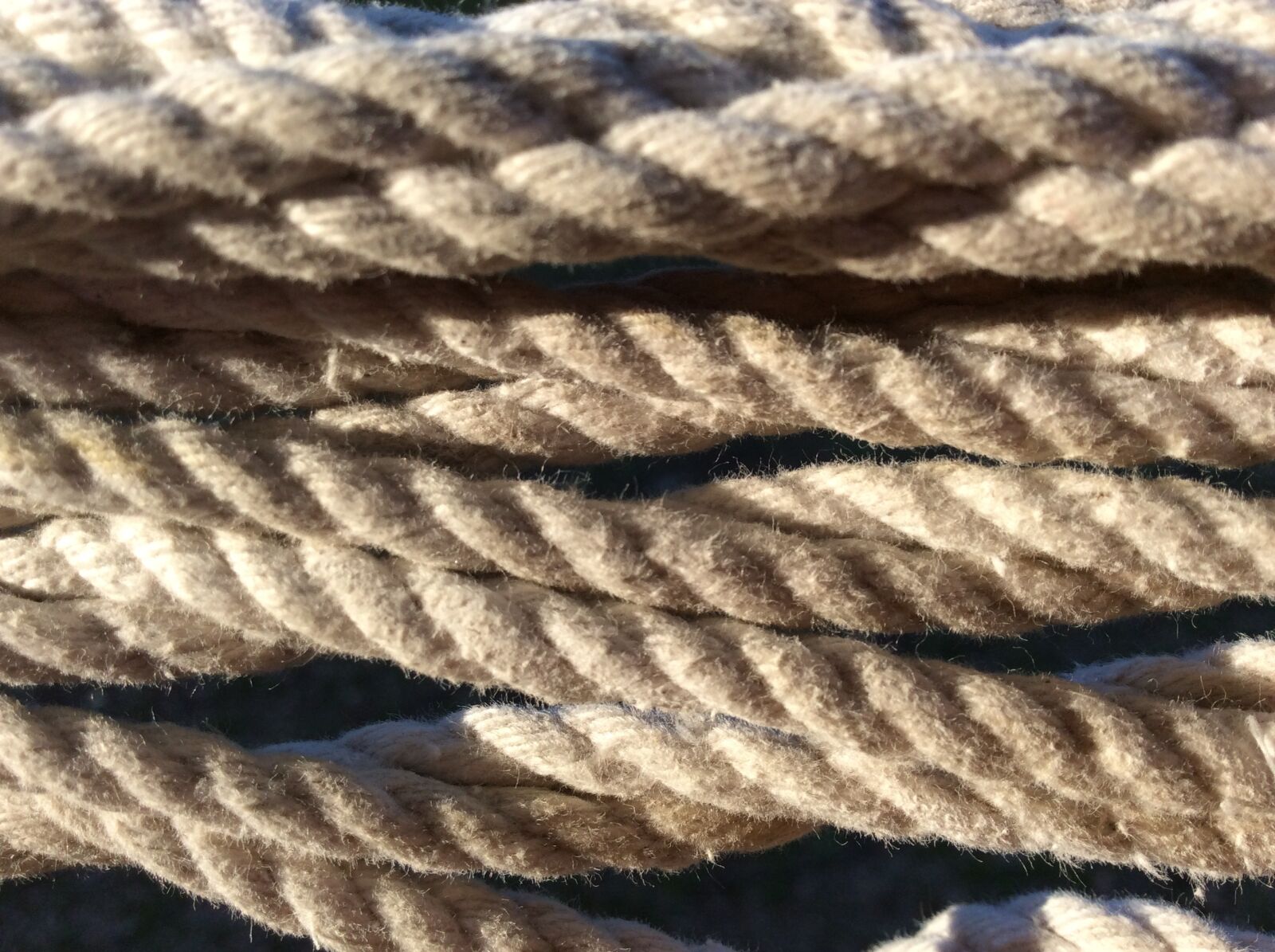 Apple iPad Air sample photo. Rope, tangled, cable photography