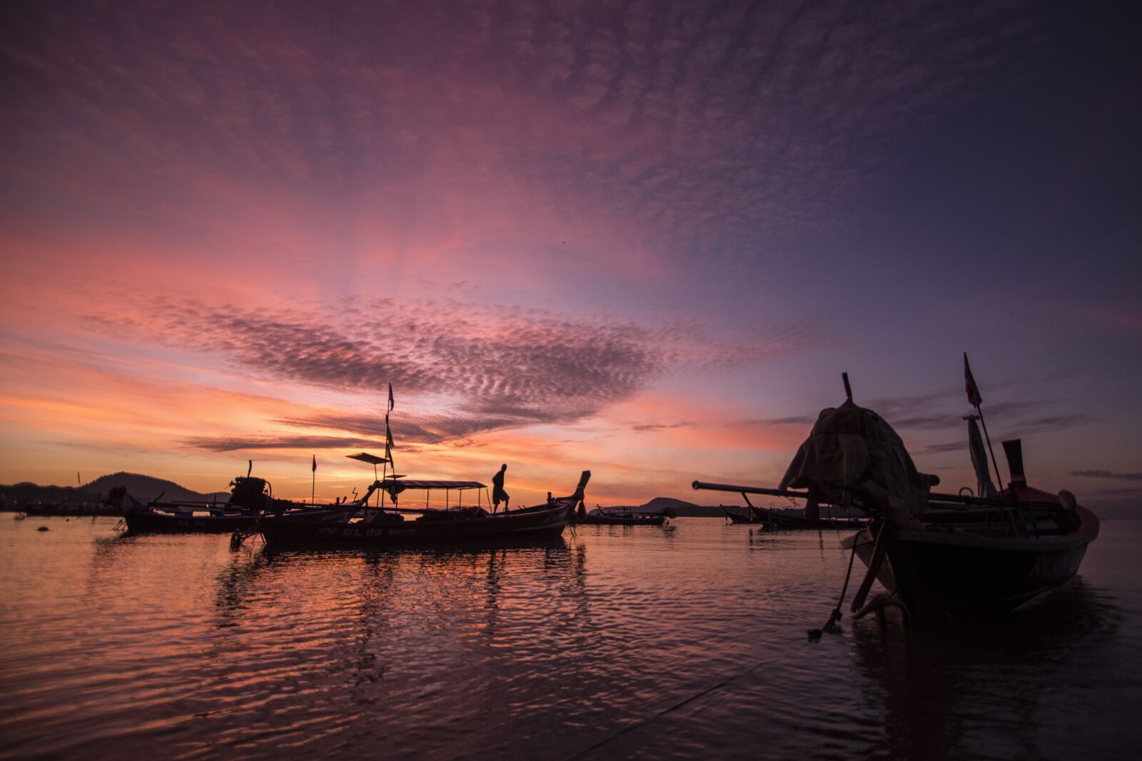 Tokina AT-X Pro 11-16mm F2.8 DX II sample photo. Twilight, boat, water photography