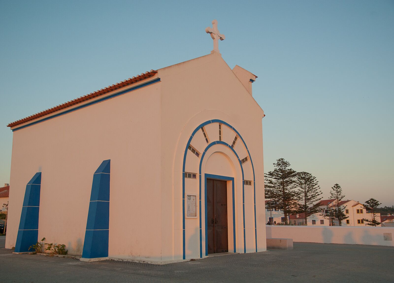 Pentax K10D sample photo. Portugal, church, sunset photography