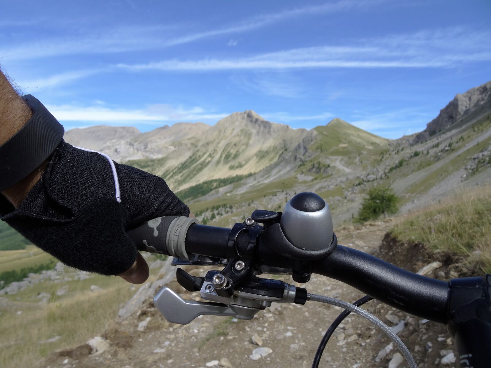 Sony DSC-HX50 sample photo. Mountain biking, mountain bike photography