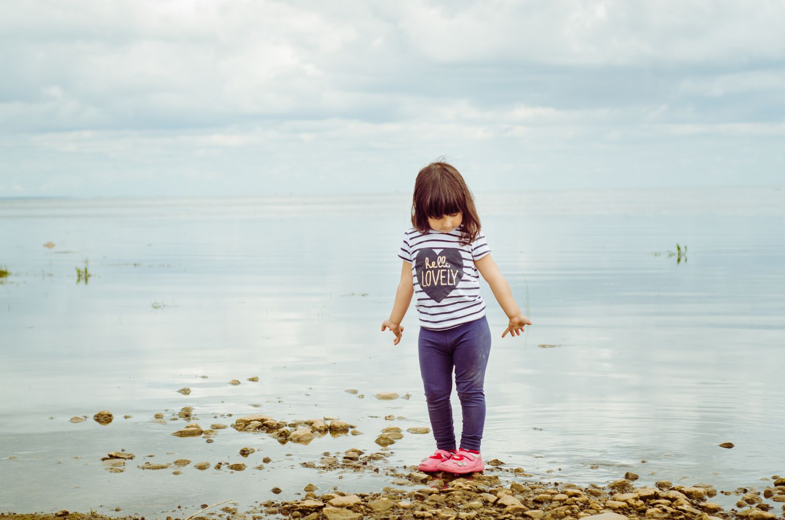 Nikon D7000 sample photo. Girl, water, lake photography