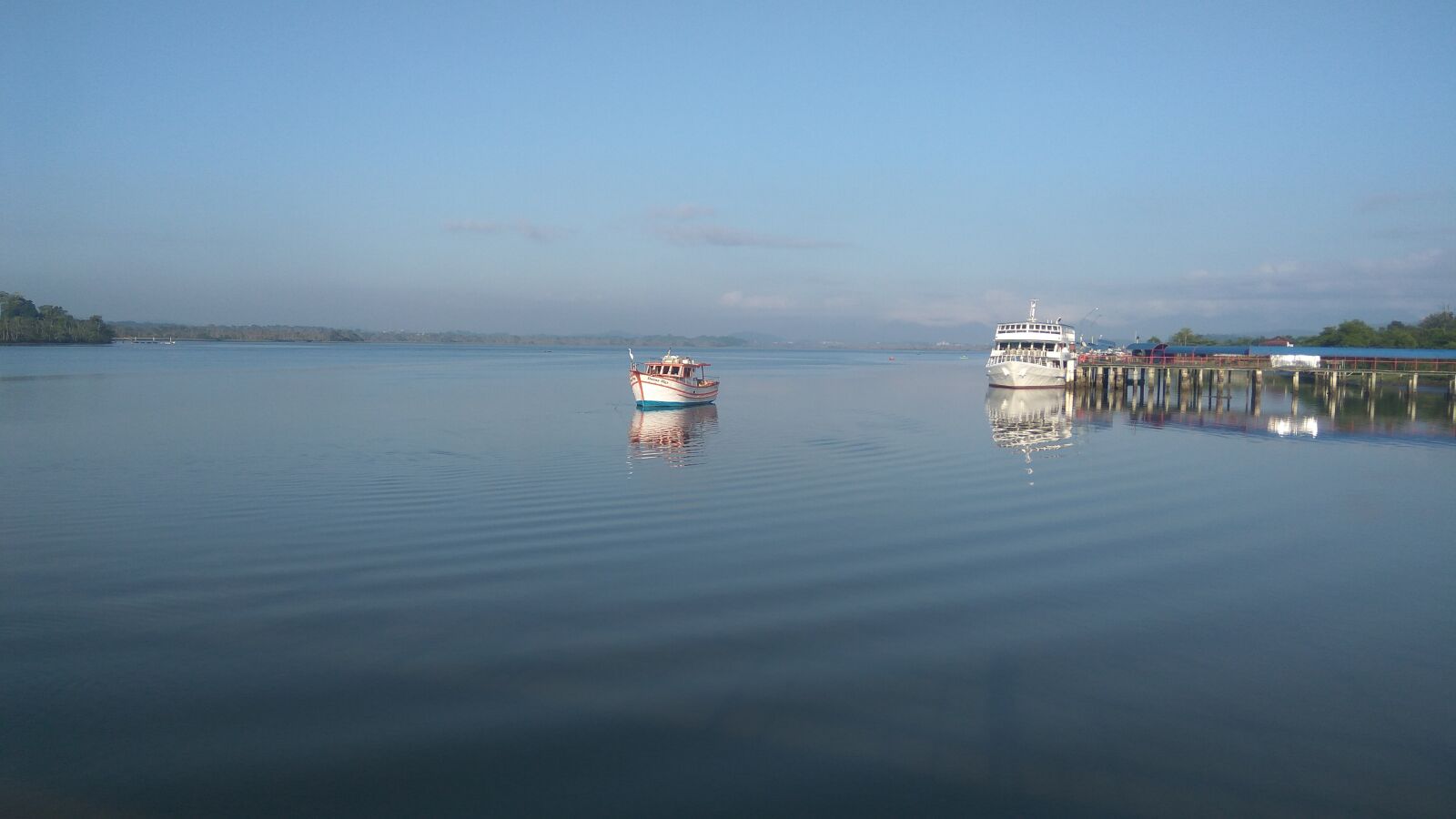 Xiaomi Redmi Note3 sample photo. Boat, lake, nature photography