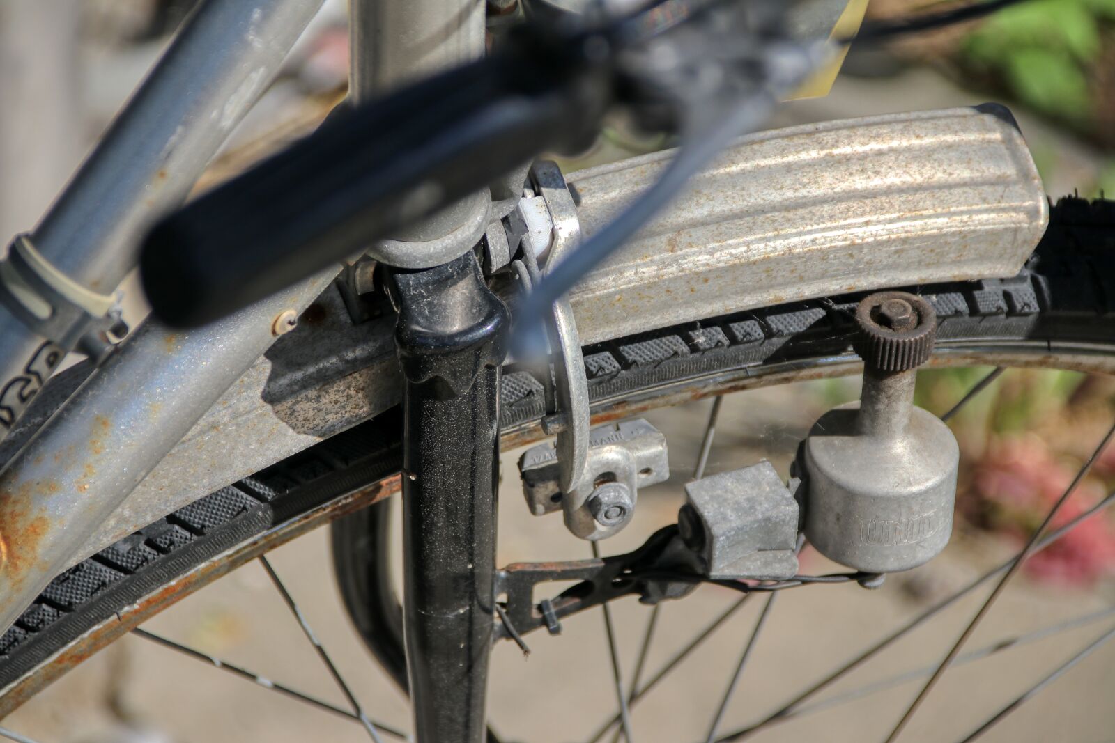 Canon EOS 80D sample photo. Bike, dynamo, mature photography