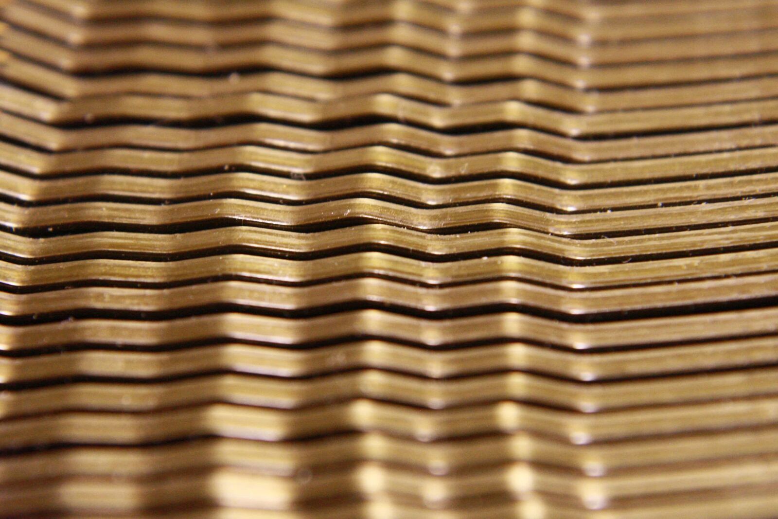 f/3.5-5.6 IS sample photo. Bronze, copper, metal, metallic photography