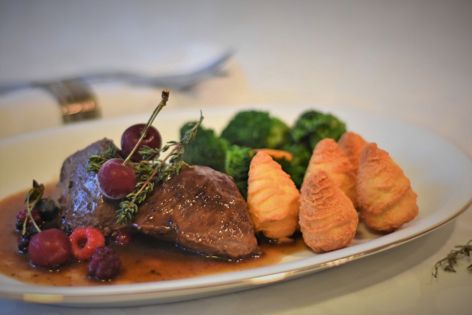 Nikon D7200 sample photo. Meat, wild, steak photography