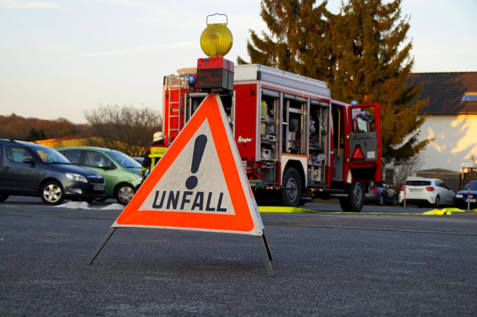 Sony DT 18-200mm F3.5-6.3 sample photo. Accident, fire, rescue photography