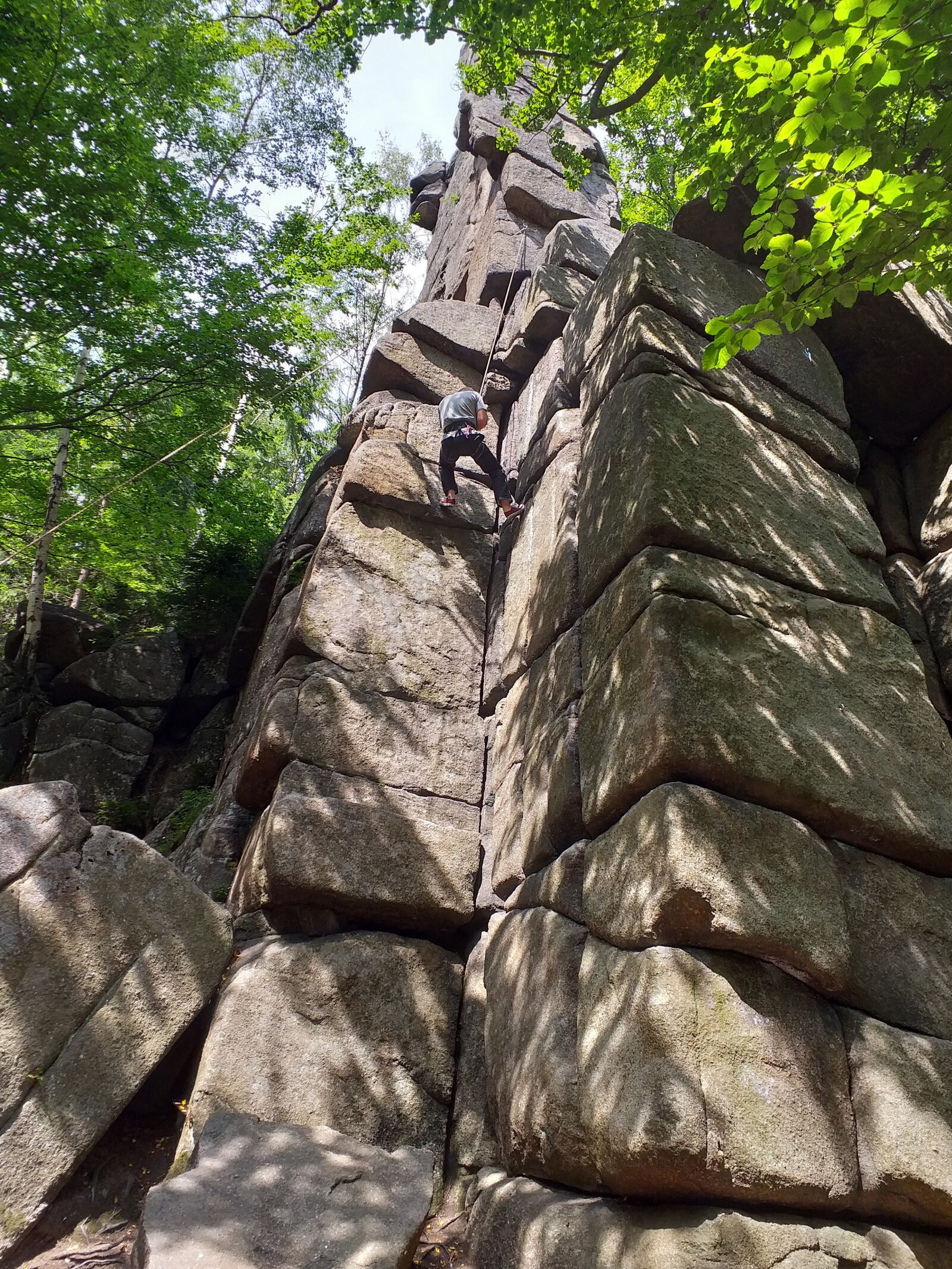 Samsung Galaxy J4+ sample photo. Climbing, rocks, mountains photography