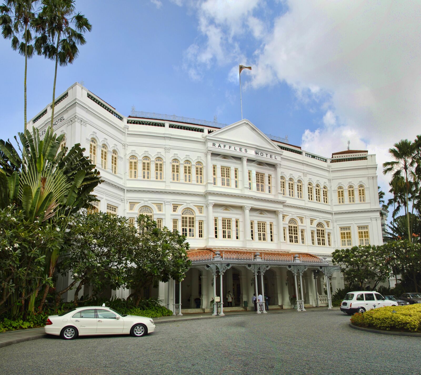 Nikon D200 sample photo. Singapore, raffles, landmark photography
