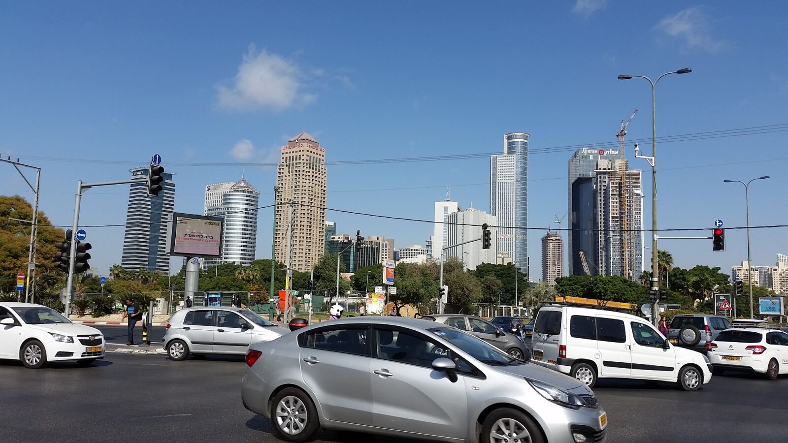 Samsung Galaxy S5 sample photo. Public, transportation, transportation photography