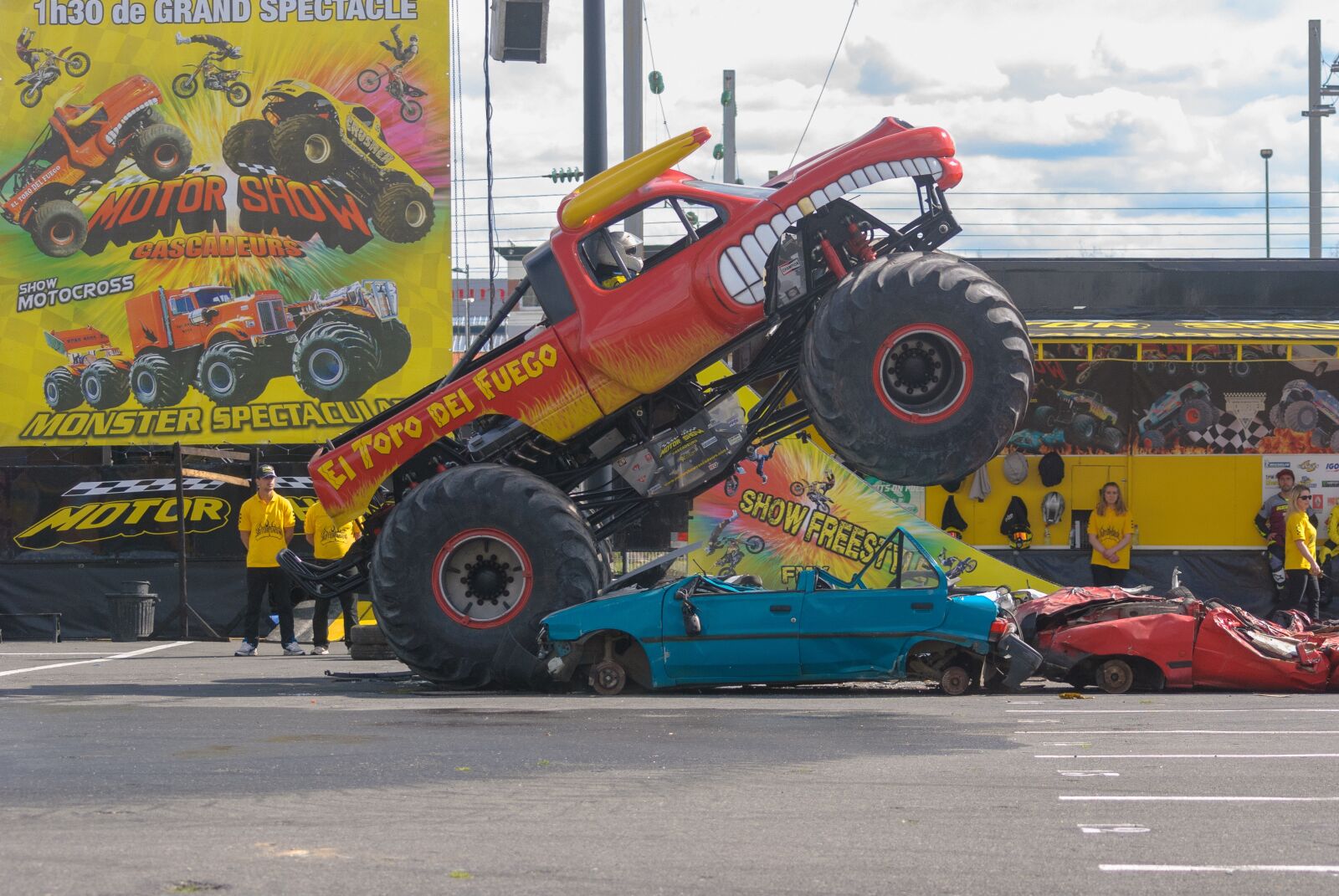 Nikon D80 sample photo. Machine, automobile, vehicle photography