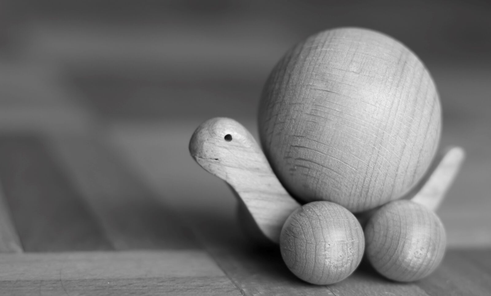 Canon EF 50mm F1.8 STM sample photo. Holzfigur, figure, wood photography