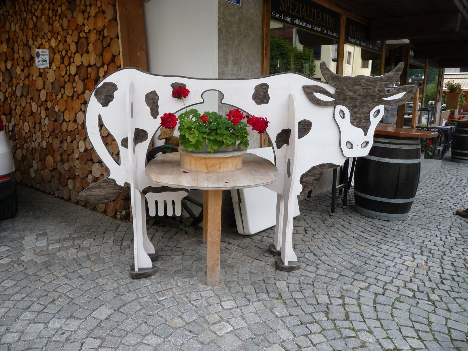 Panasonic Lumix DMC-TZ5 sample photo. Cow, wood, tyrol photography