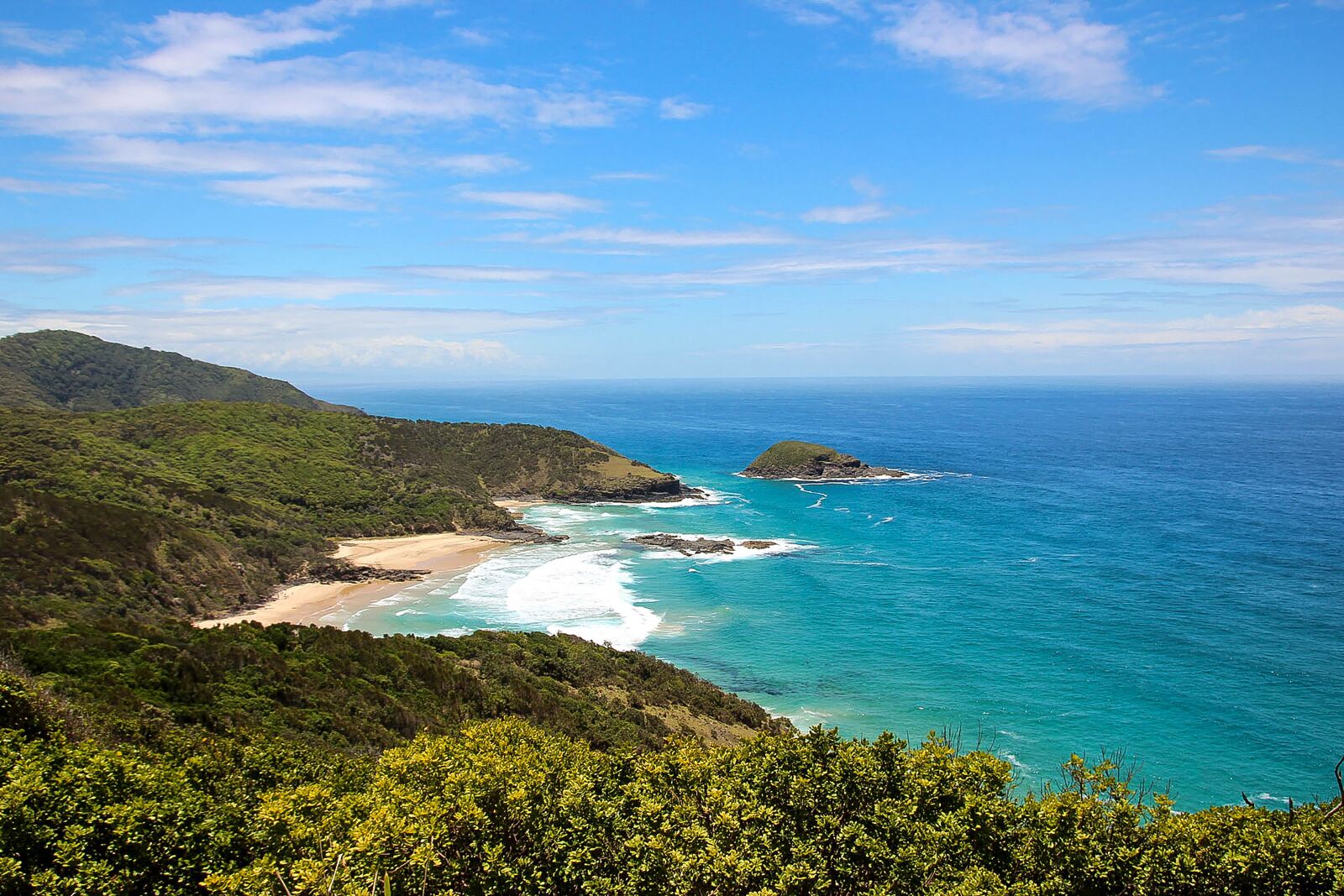 Canon EOS 600D (Rebel EOS T3i / EOS Kiss X5) sample photo. Smokey cape lighthouse, lighthouse photography