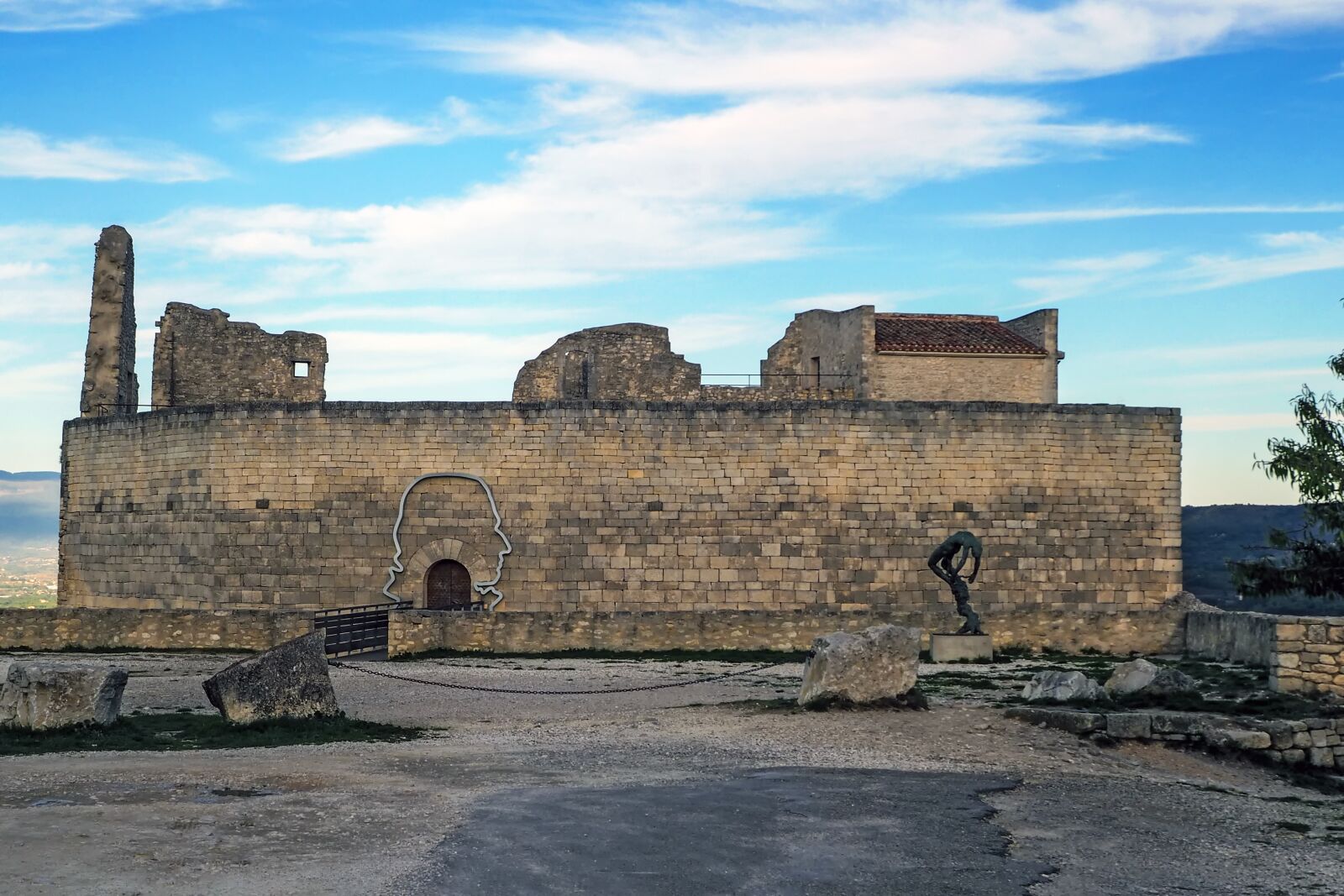 Olympus OM-D E-M10 sample photo. Lacoste, castle, vaucluse photography