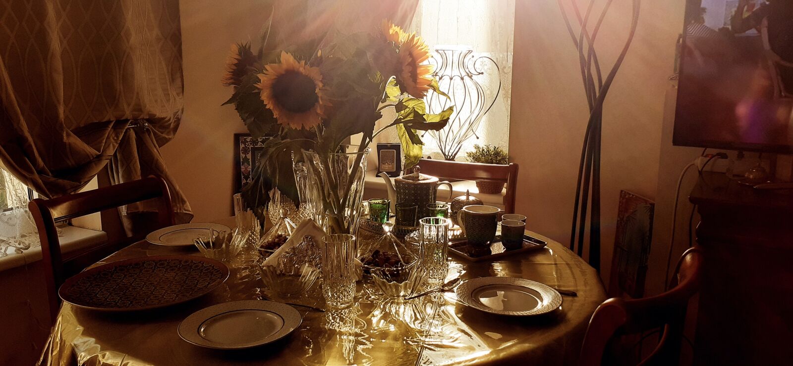 Samsung SM-A202F sample photo. A, breakfast, when photography