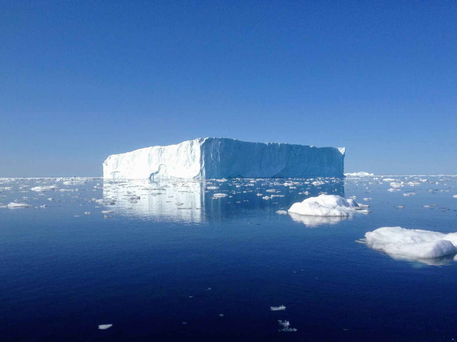 Apple iPhone 4S sample photo. Arctic, ice, sea photography