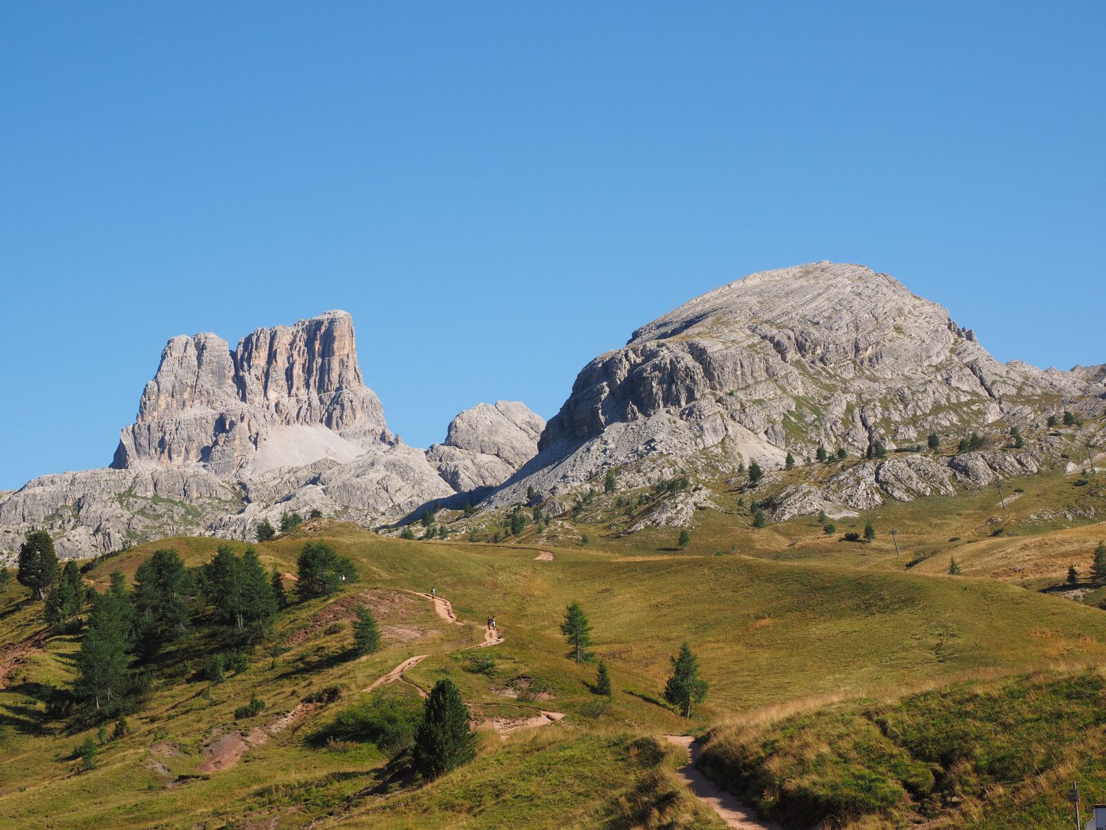 Olympus OM-D E-M1 + Olympus M.Zuiko Digital ED 12-40mm F2.8 Pro sample photo. The falzarego pass, plateau photography