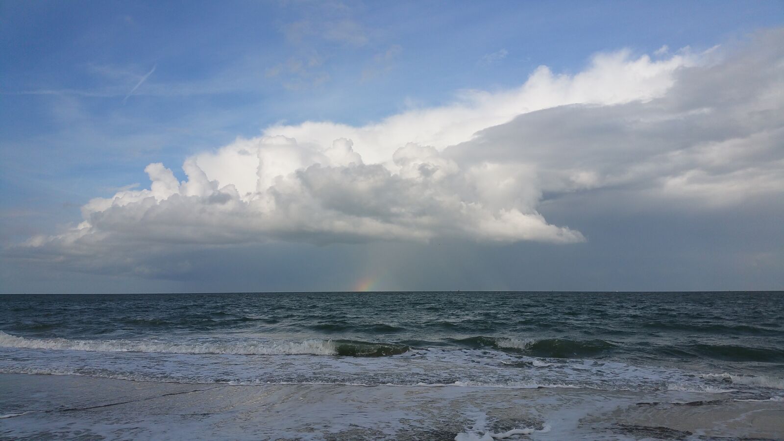Samsung Galaxy S5 LTE-A sample photo. Coast, sea, clouds photography