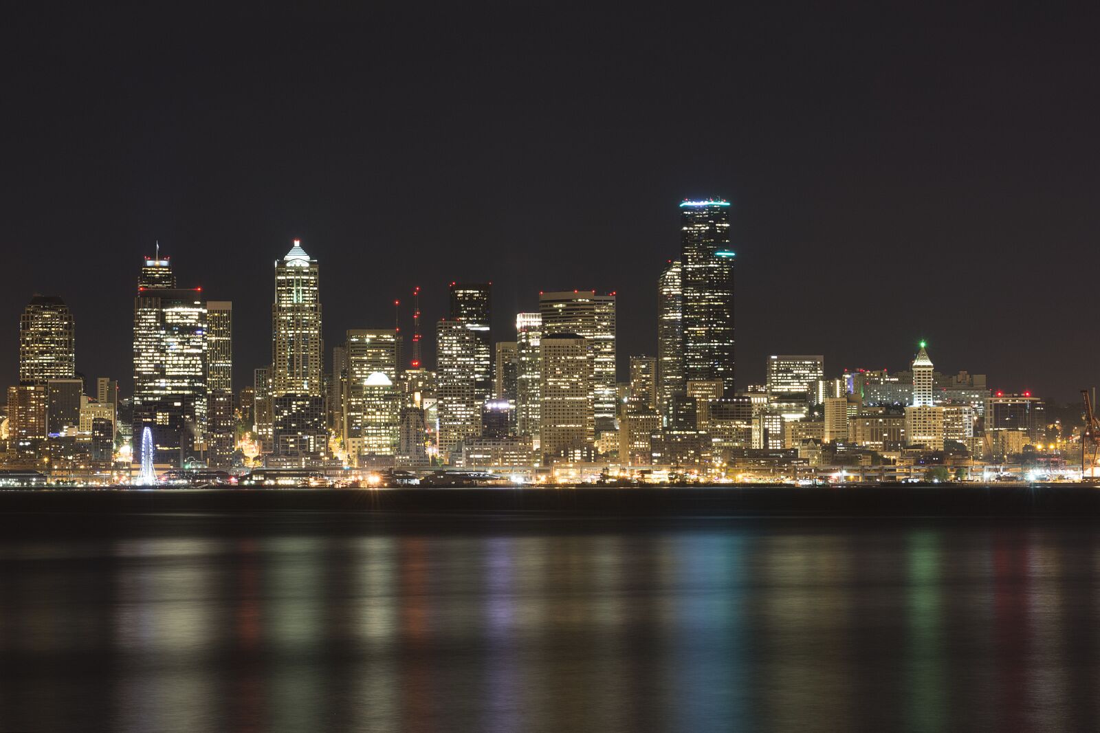 Nikon D5200 sample photo. Long exposure, waterfront, colors photography
