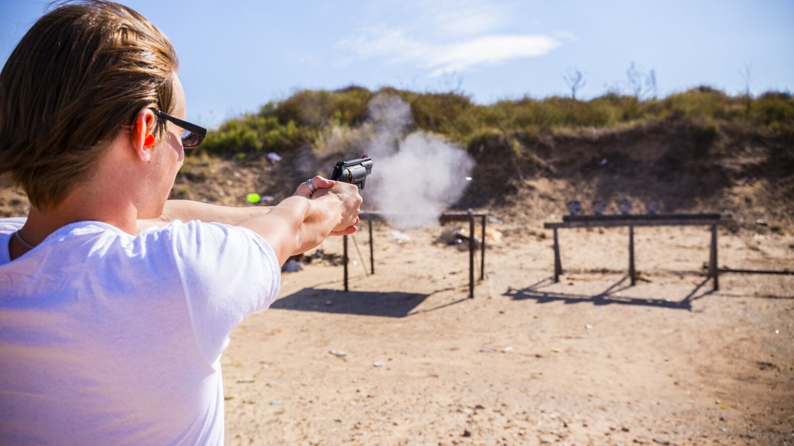 Canon EOS 6D sample photo. Pistol, shooting, gun photography