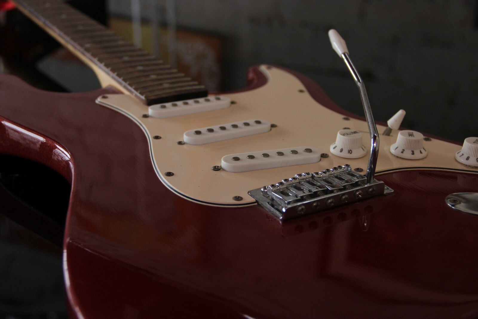Canon EOS 600D (Rebel EOS T3i / EOS Kiss X5) sample photo. Music, guitar, pills photography