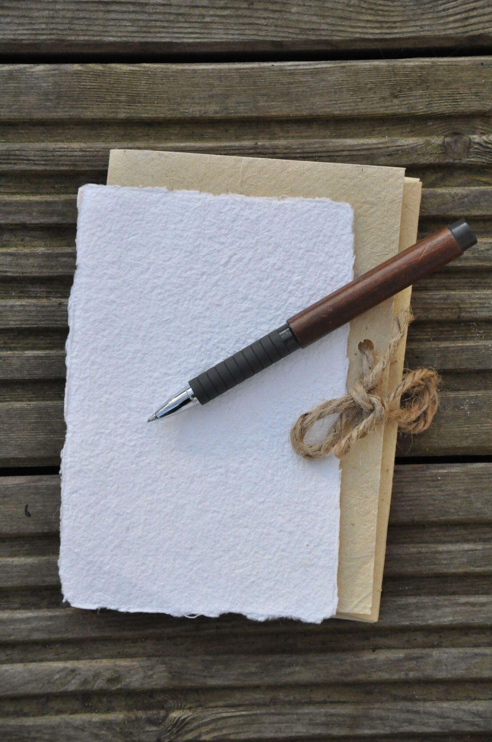 Nikon D5000 sample photo. Write, writing tool, pens photography