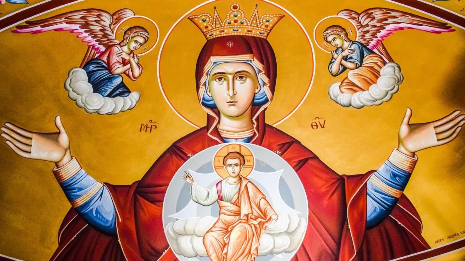 Nikon D3300 sample photo. Virgin mary, queen of photography