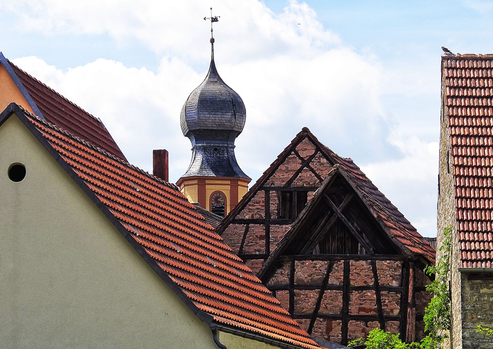 Canon PowerShot G12 sample photo. Steeple, onion dome, roof photography