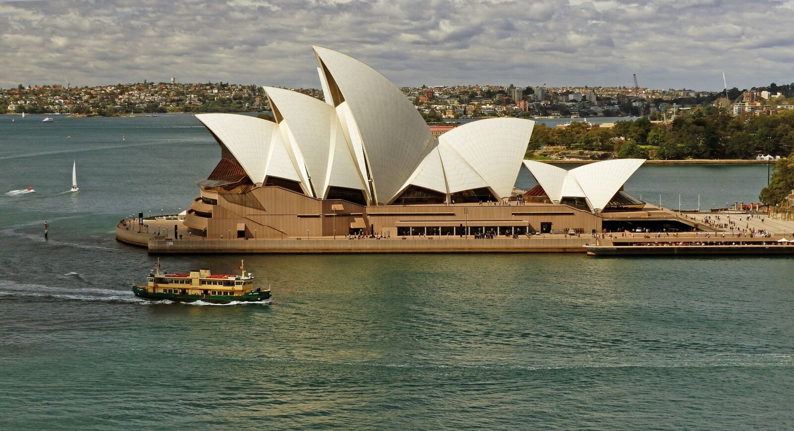 Panasonic Lumix DMC-FZ200 sample photo. Opera house, sydney, harbor photography