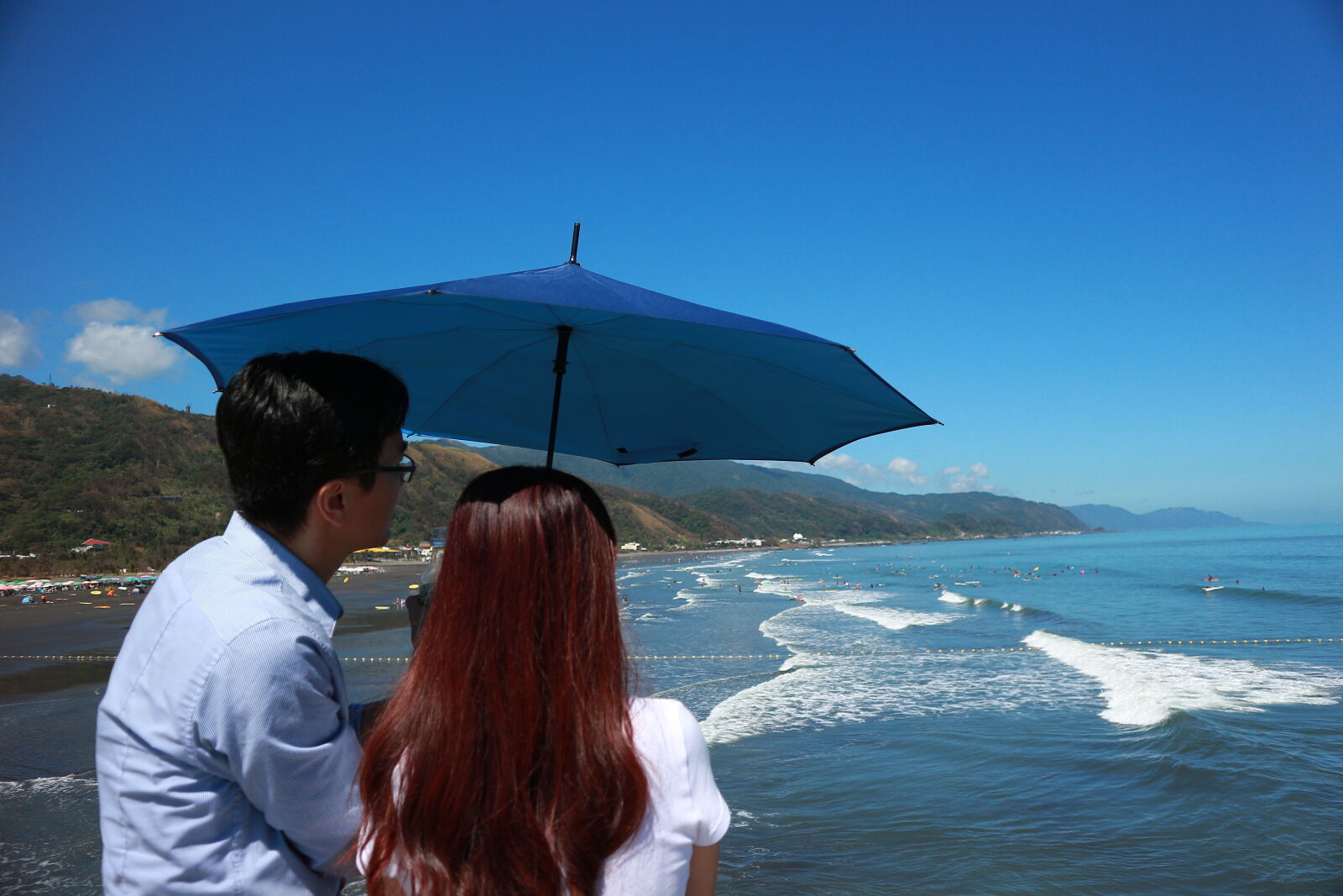 Canon EOS M sample photo. People, at, beach, against photography