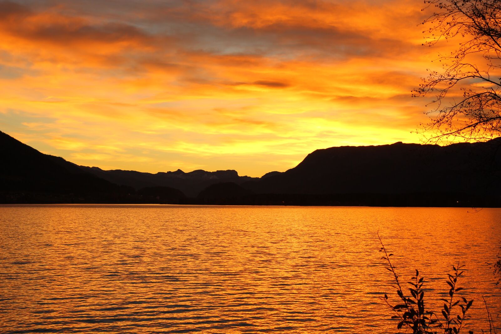 Canon EOS 60D sample photo. Morgenrot, lake, sunrise photography