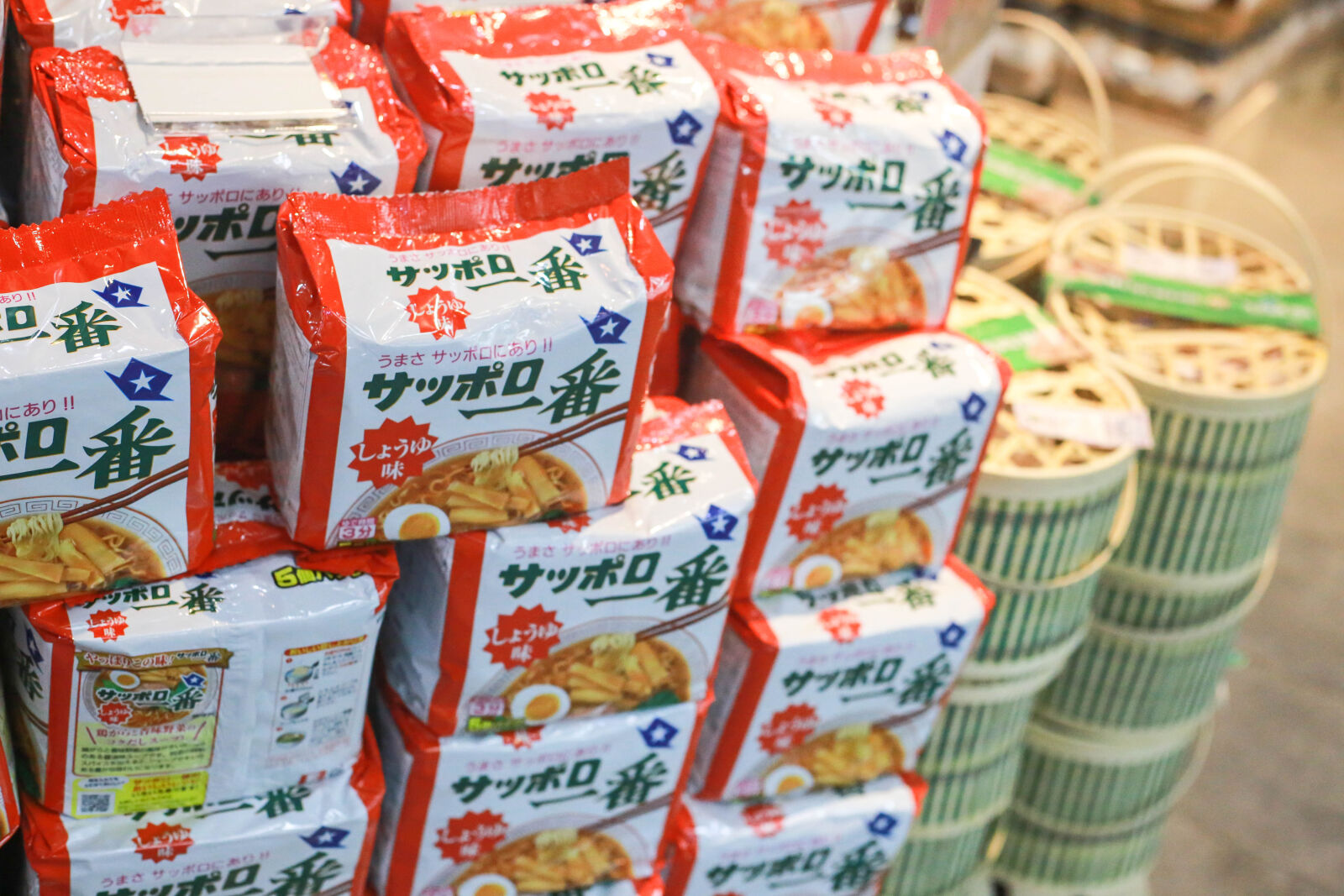 Canon EOS 6D + Canon EF 50mm F1.8 STM sample photo. Groceries, noodle photography