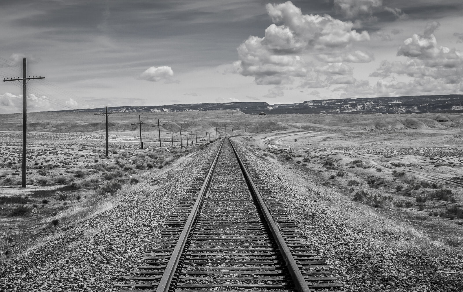 Nikon D5000 sample photo. Black, and, white, train photography