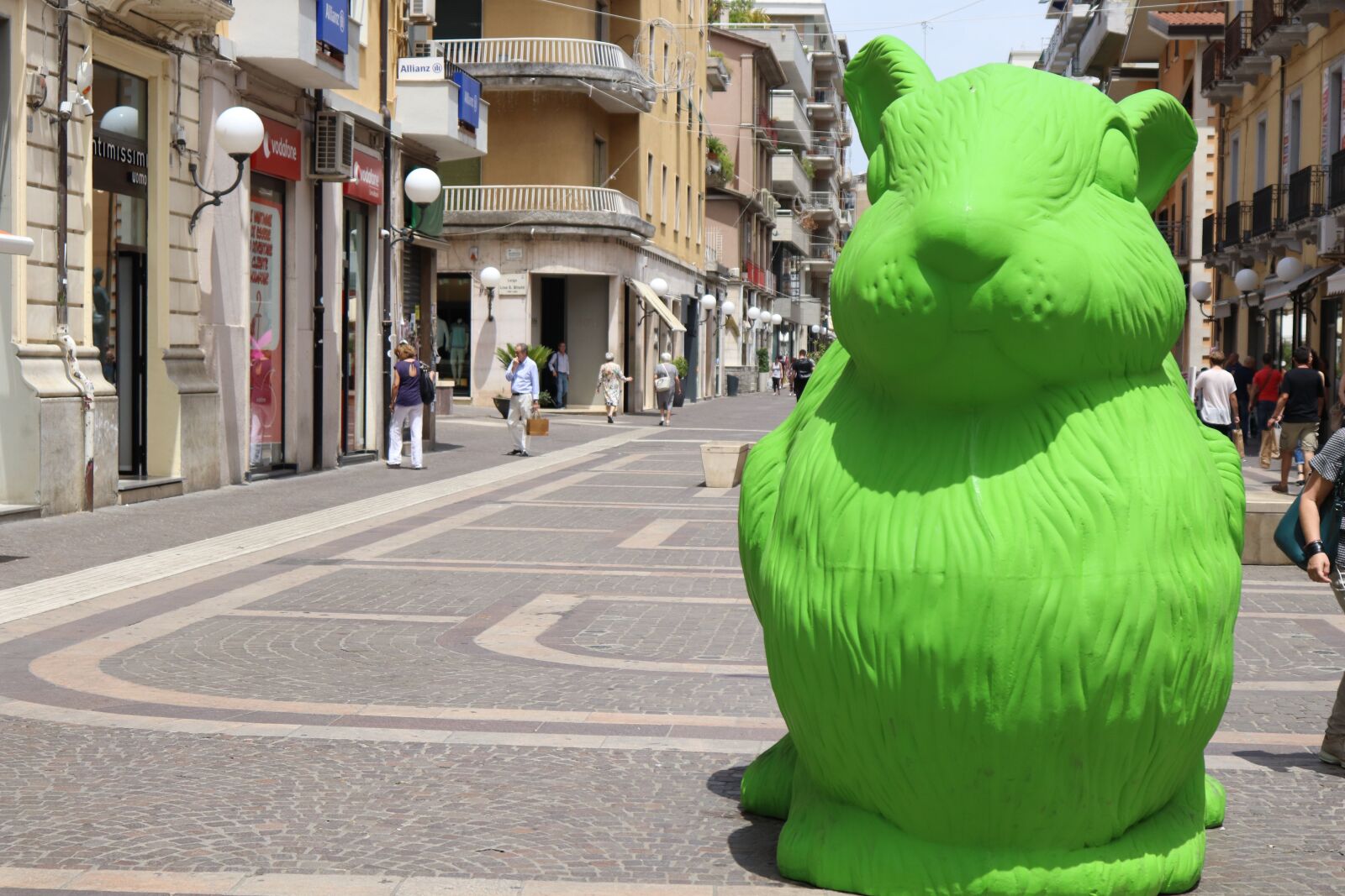 Canon EOS 200D (EOS Rebel SL2 / EOS Kiss X9) sample photo. Art, cosenza, course photography