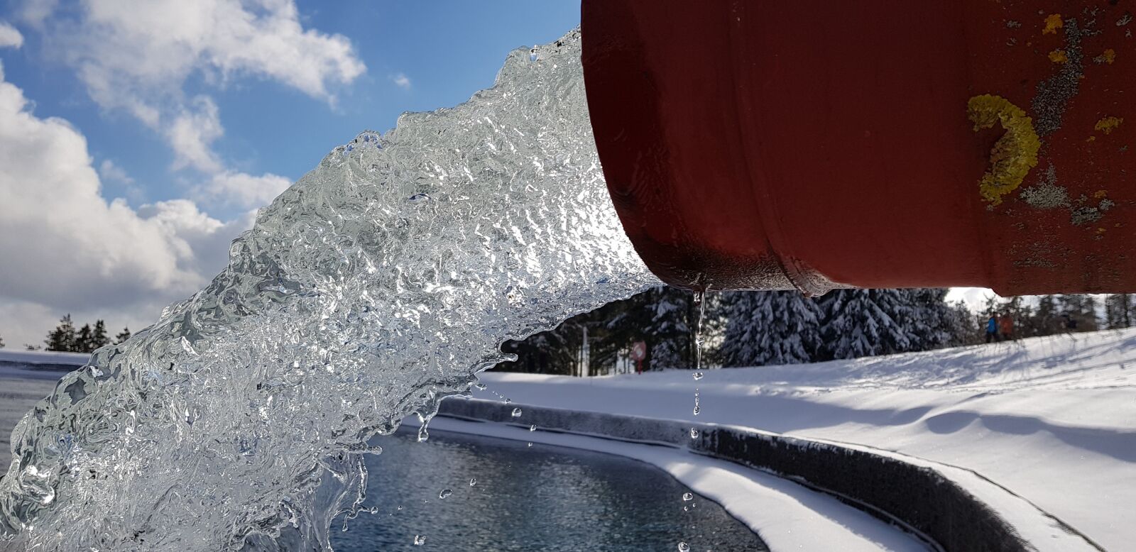 Samsung Galaxy S8+ sample photo. Watercourse, water feature, cooling photography