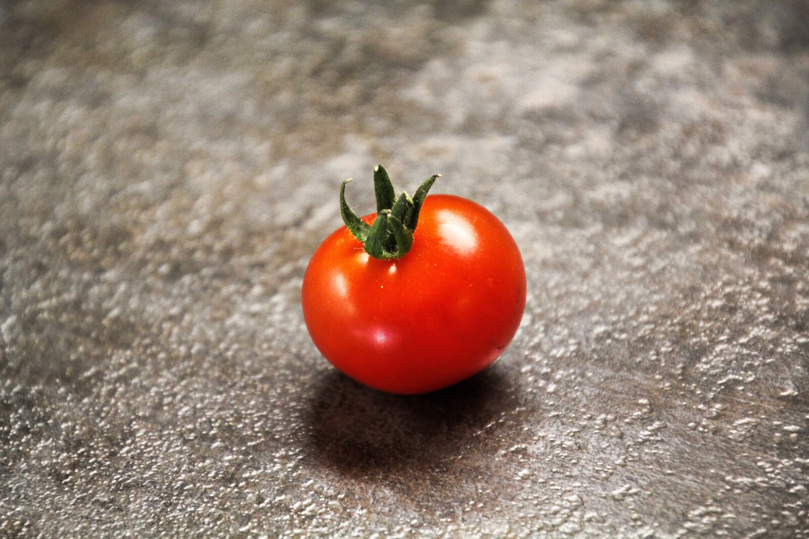 Canon EOS 60D sample photo. Tomato, vegetables, red photography