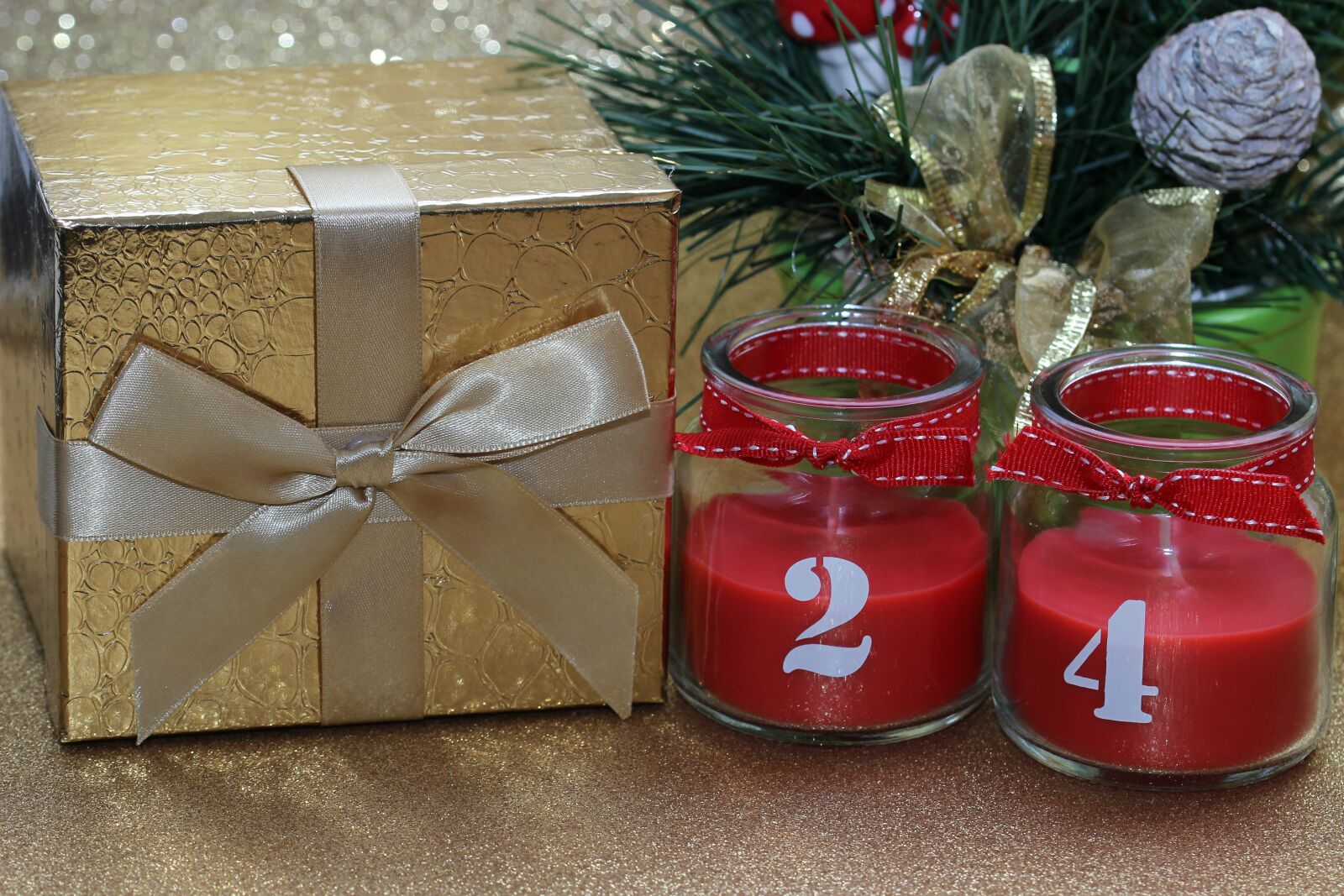Canon EOS 600D (Rebel EOS T3i / EOS Kiss X5) sample photo. Christmas, twenty four, gift photography
