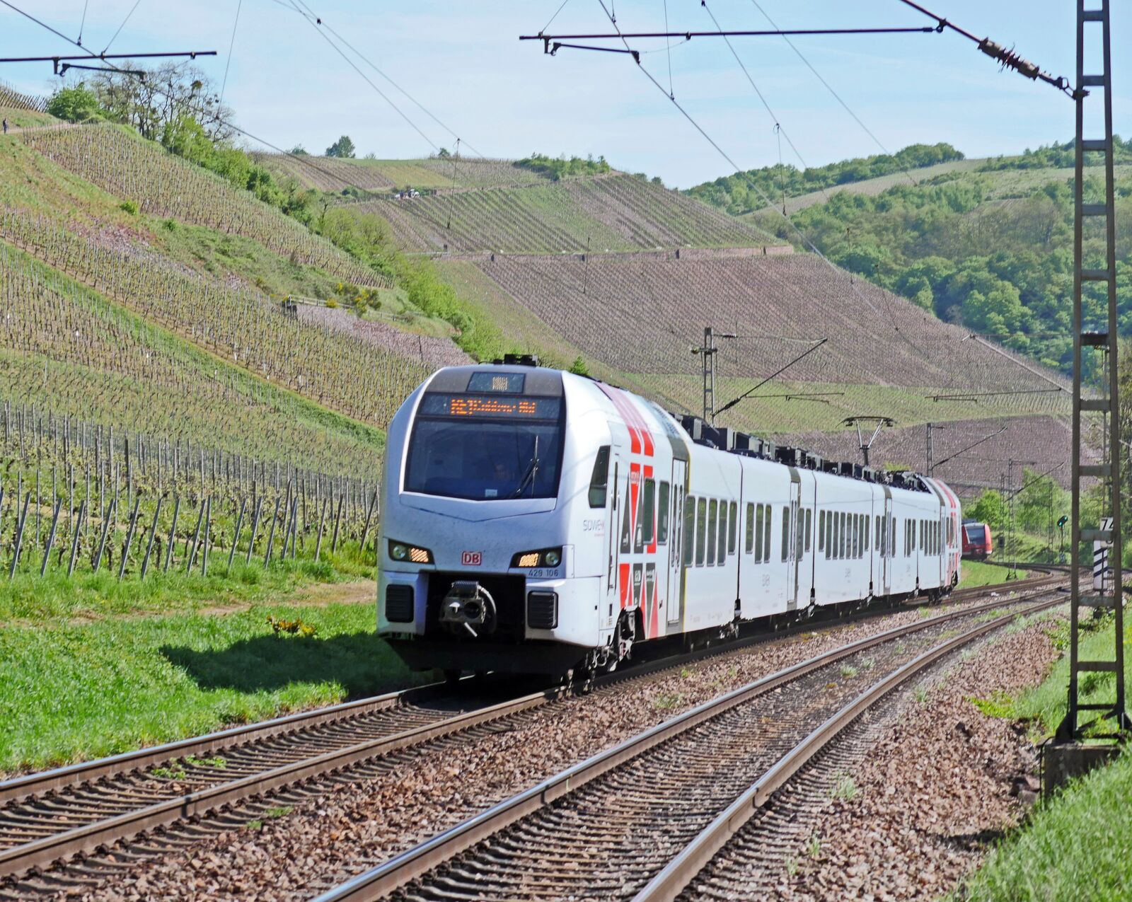 Panasonic Lumix DMC-GX8 sample photo. Regional-express, s vex, deutsche photography