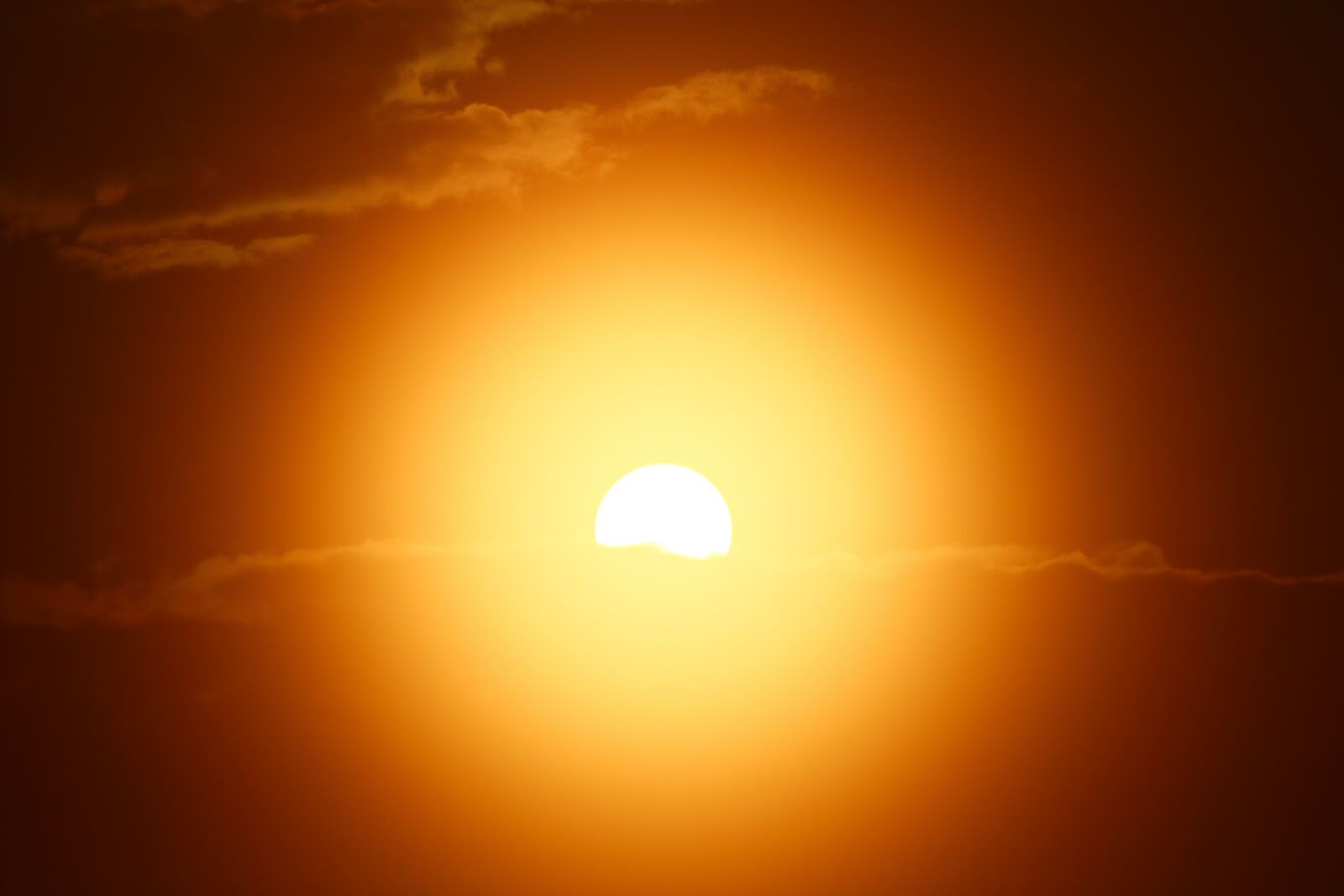 Canon EOS 750D (EOS Rebel T6i / EOS Kiss X8i) sample photo. Sunrise, morgenstimmung, skies photography