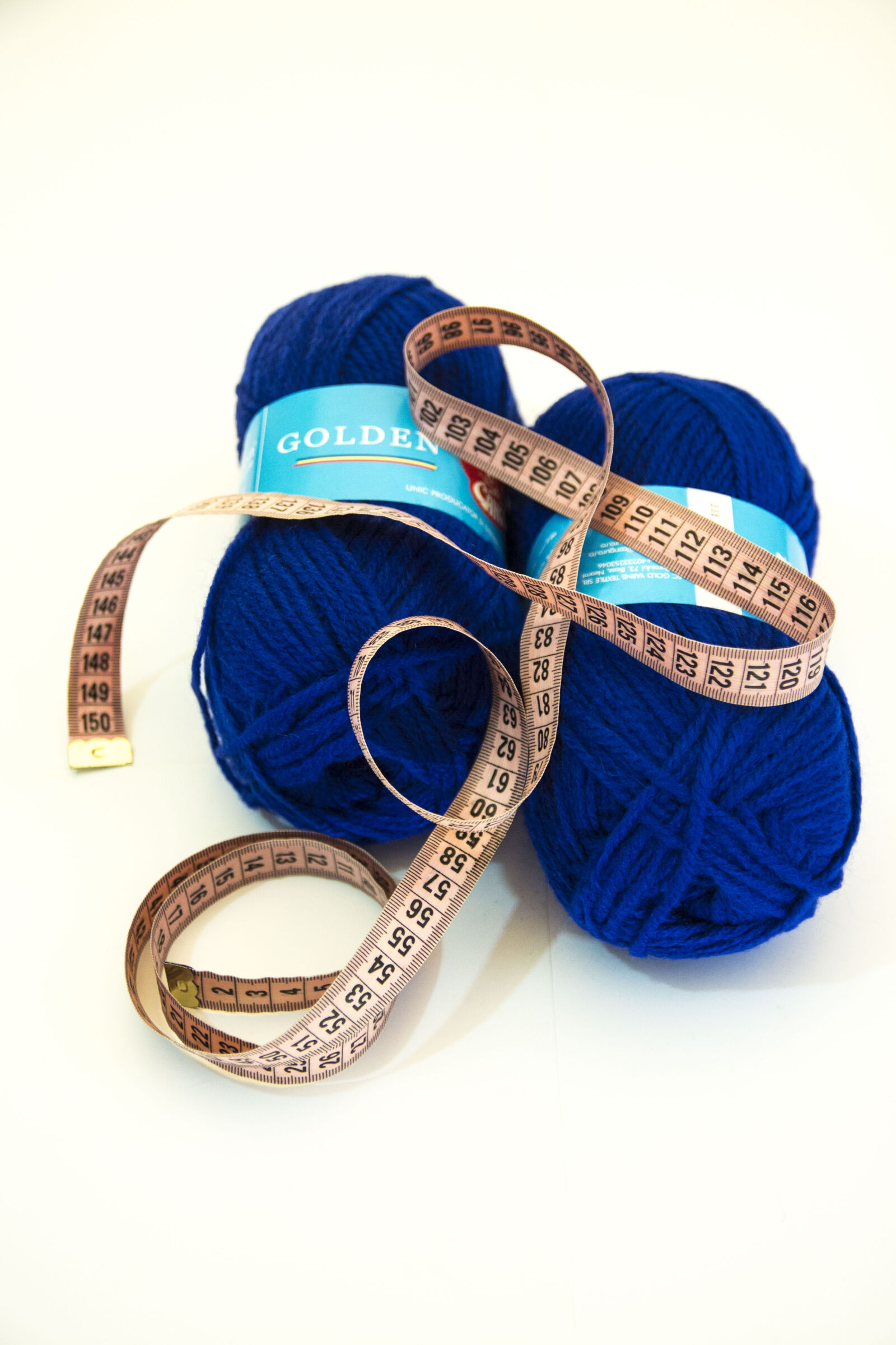 Canon EF-S 17-55mm F2.8 IS USM sample photo. Knit, knitting, meter, wool photography