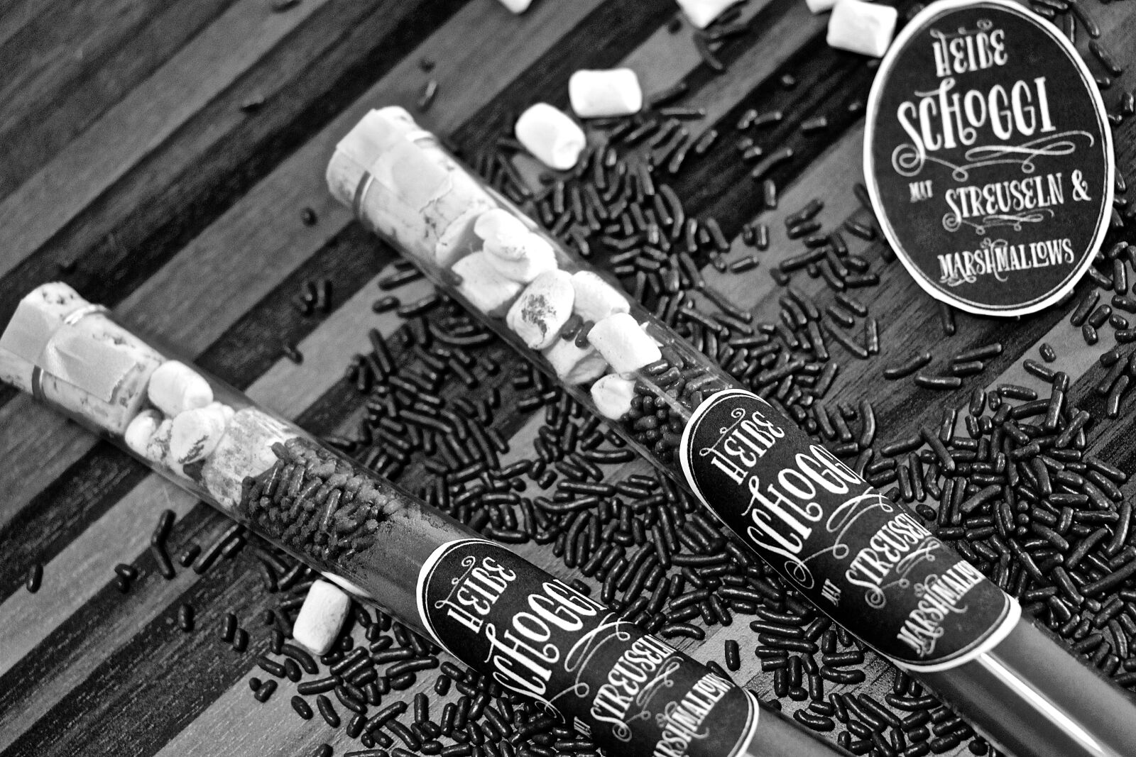 Canon EOS 700D (EOS Rebel T5i / EOS Kiss X7i) sample photo. Test tubes, drink, chocolate photography