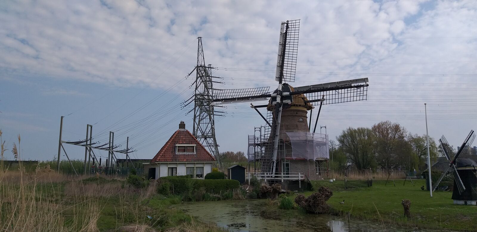 Samsung Galaxy A6+ sample photo. Mill, lead, city mill photography