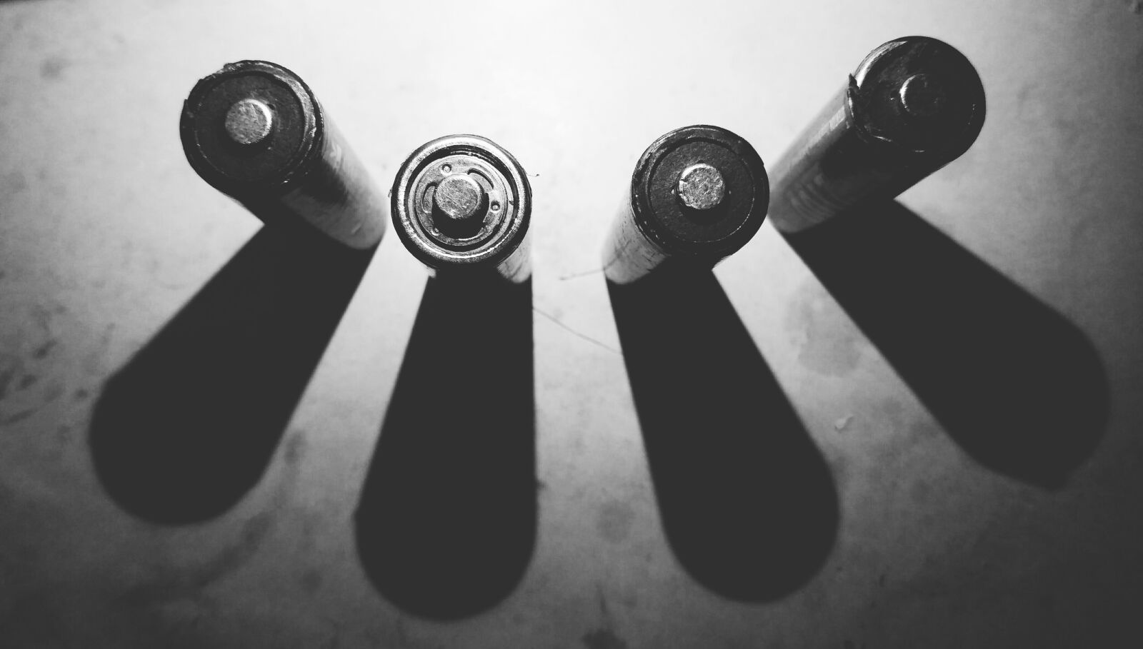 Xiaomi Redmi 3S sample photo. Black and white, shadow photography