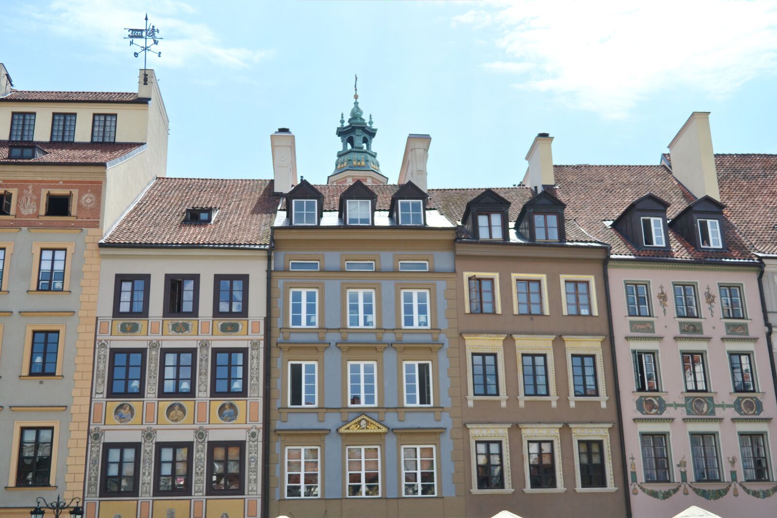 Nikon D3100 sample photo. The old buildings, the photography