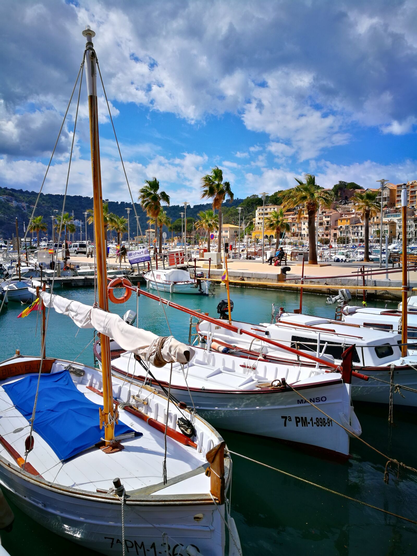 HUAWEI P9 sample photo. Sailboats, tourism, balearic islands photography