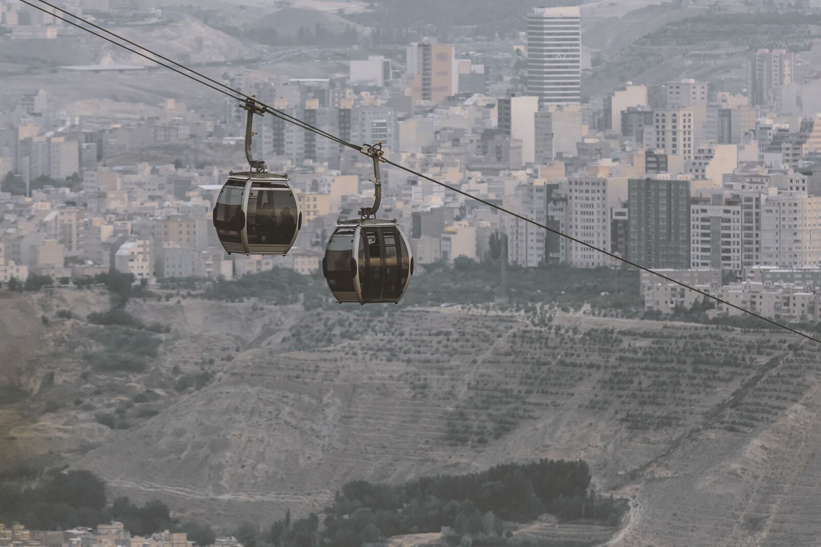 Canon EF 70-200mm F2.8L IS II USM sample photo. Gondola lift, iran, tabriz photography