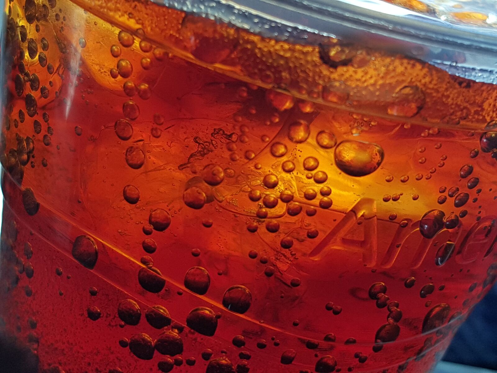 Samsung GALAXY S6 edge sample photo. Bubbles, drink, glass photography