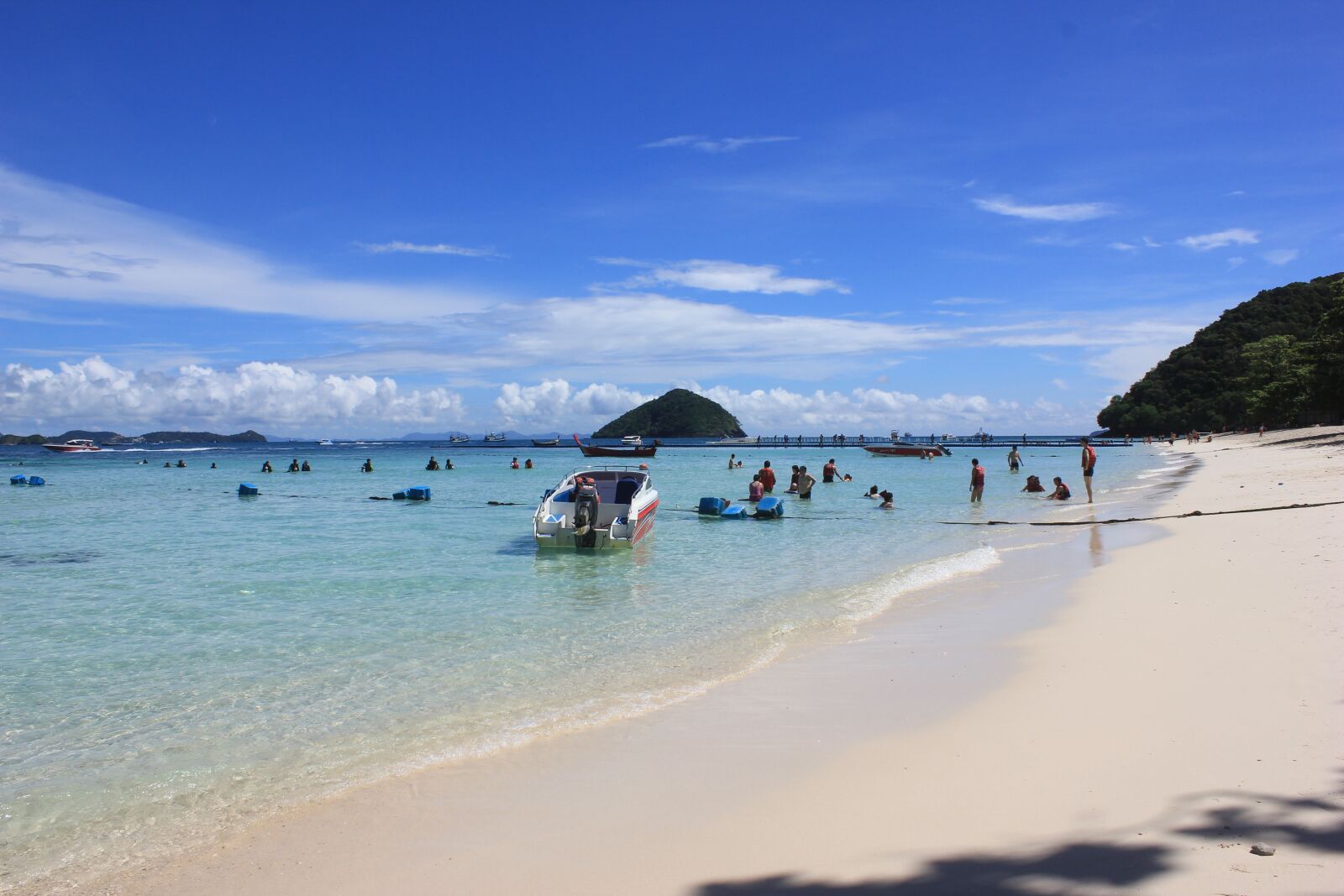Canon EOS 550D (EOS Rebel T2i / EOS Kiss X4) sample photo. Thailand, phuket, beach photography